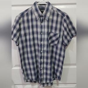 Townsley casual button down shirt size M color Blue and White